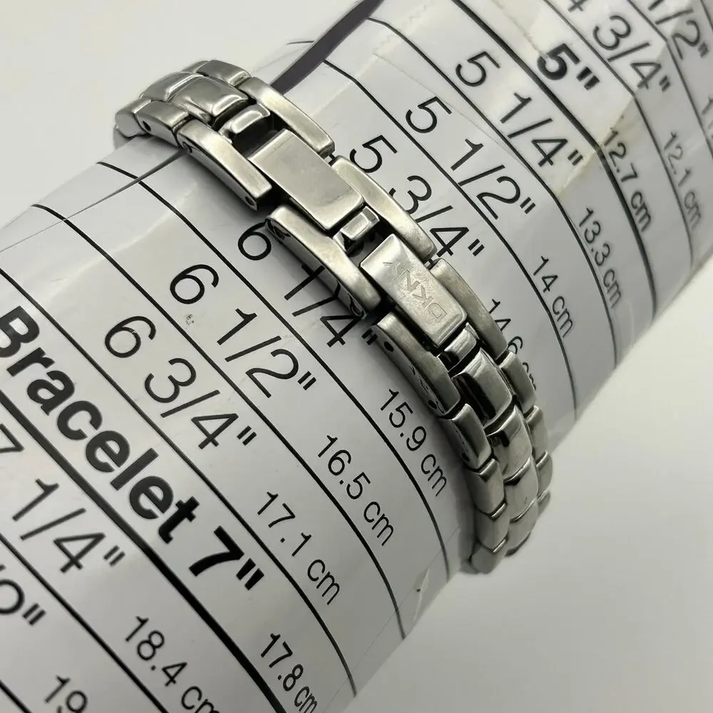 DKNY Silver-tone Crystal Bezel St. Steel Women’s Watch Working New Battery